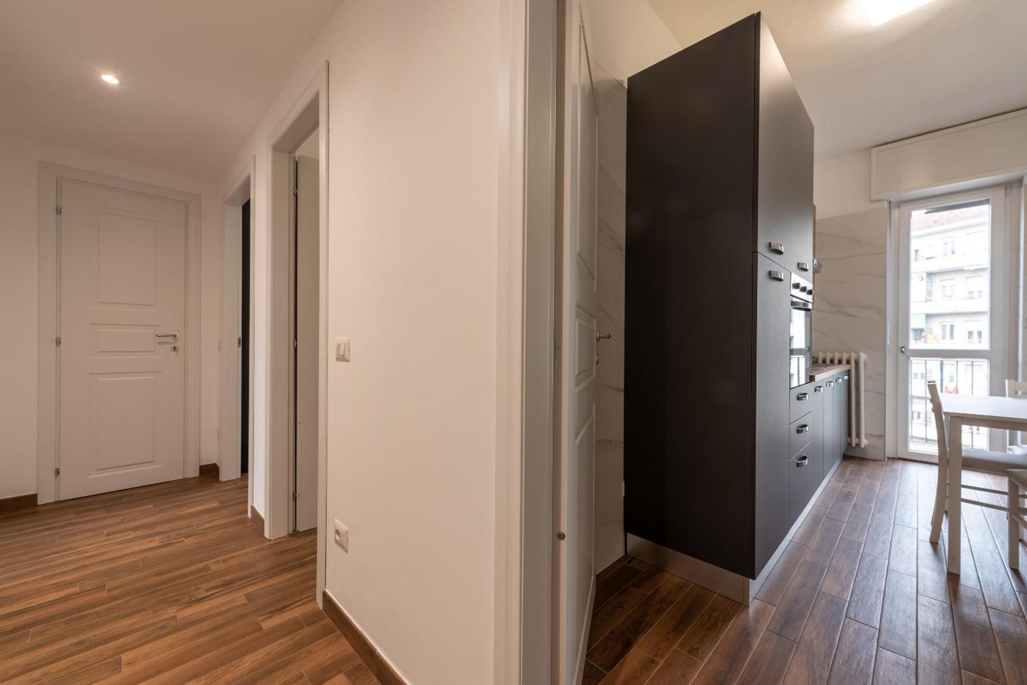 Guest Planet - Bicocca Suites Milano Esterno foto